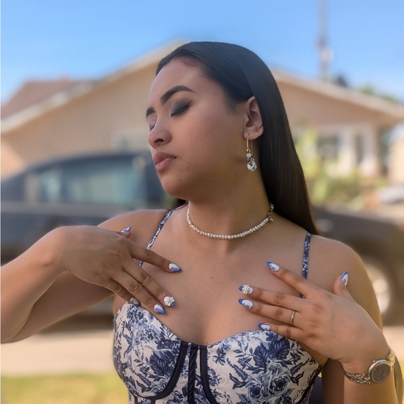 Meet your Posher, Ximena - Picture 1 of 1